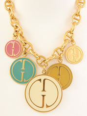 ロゴチャームチェーンネックレス ゴールド/マルチ