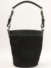 黑色尼龙水桶单肩包