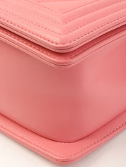 2016年頃製 シェブロンステッチボーイシャネルチェーンショルダーバッグ ピンク