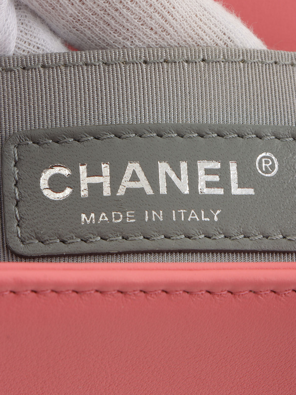 2016年頃製 シェブロンステッチボーイシャネルチェーンショルダーバッグ ピンク