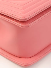 2016年頃製 シェブロンステッチボーイシャネルチェーンショルダーバッグ ピンク