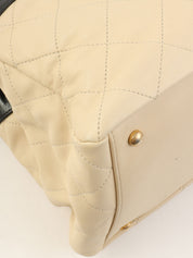 2013 In the Mix 2-way shoulder bag in beige/black
