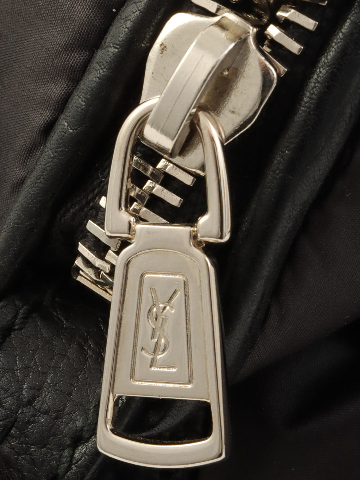 イージーナイロンハンドバッグ ブラック