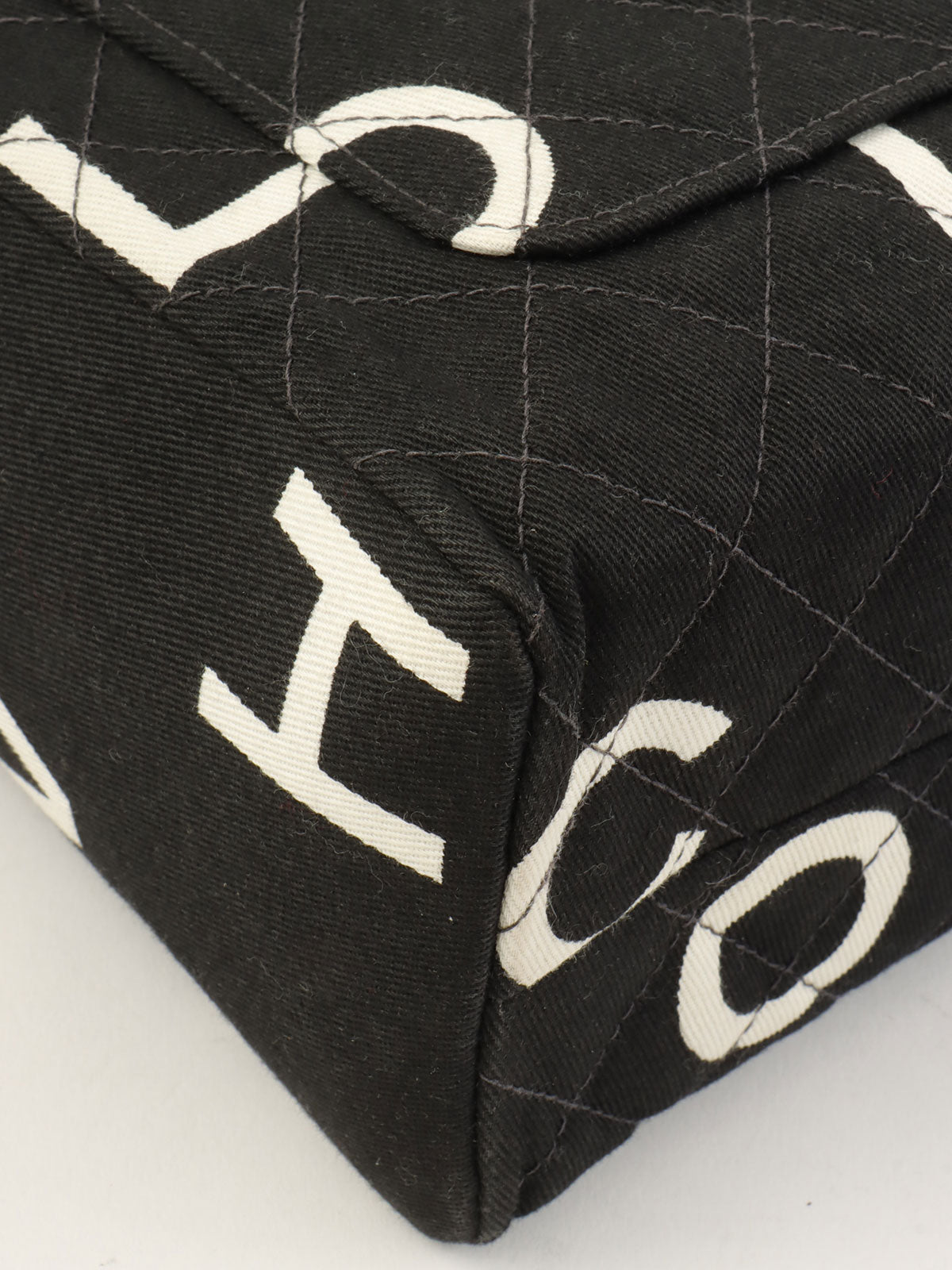 1997 Logo CC Mark Handbag Black