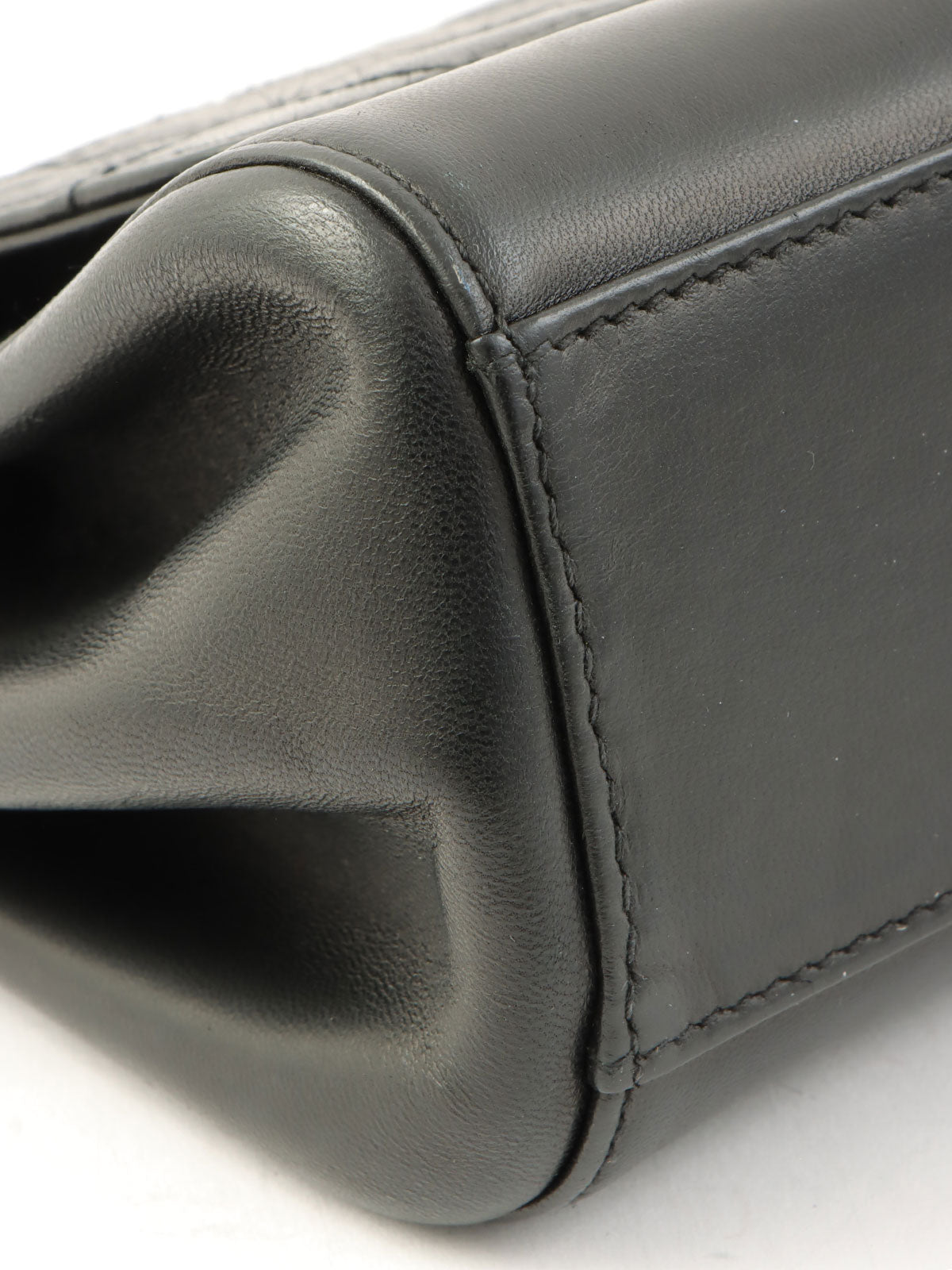 2001年頃製 チョコバー2.55CCマークチェーンバッグ ブラック