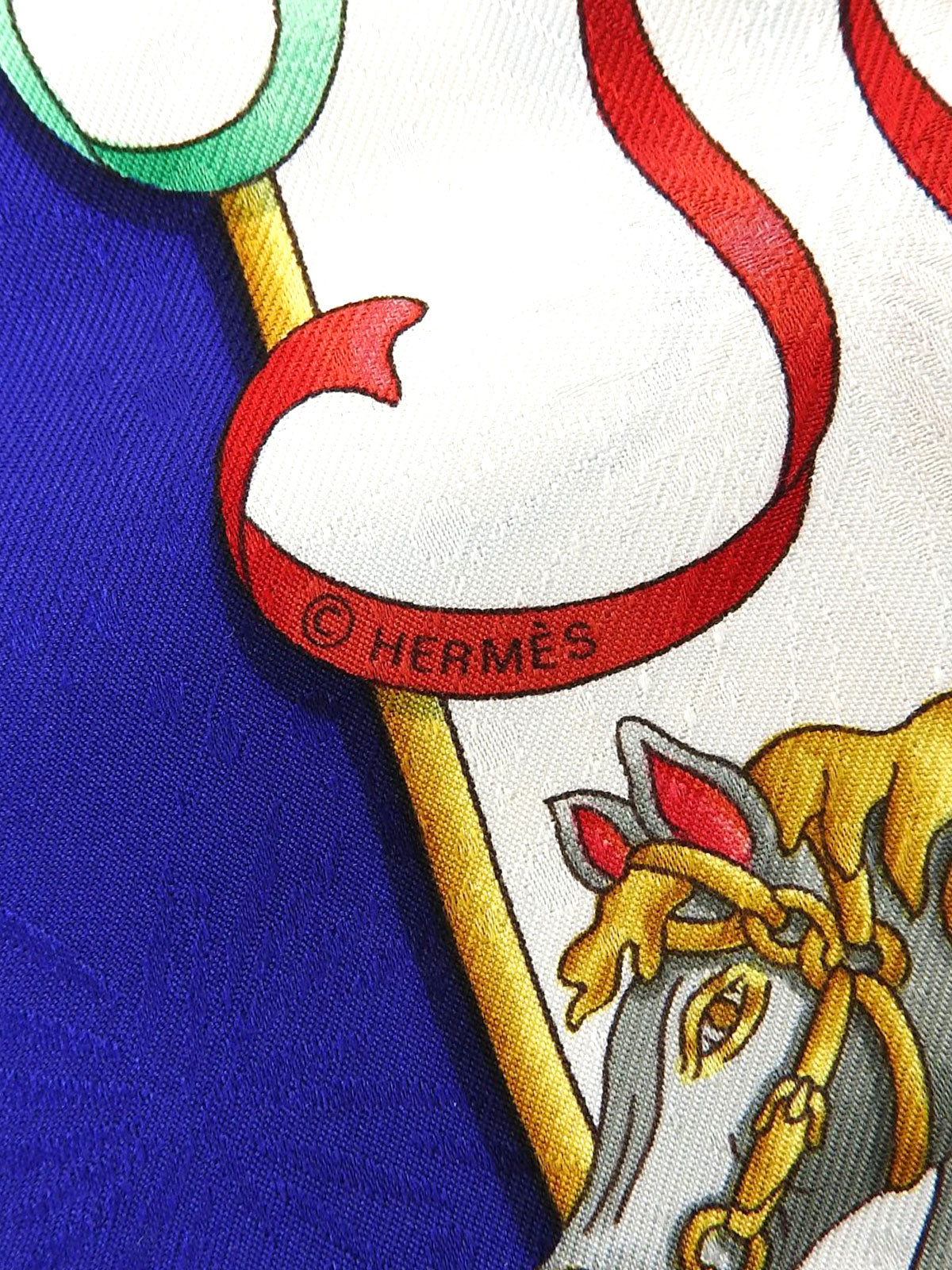 カレ90 LUNA PARKパターンスカーフ ブルー/マルチ