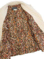 象牙色绗缝logo纽扣夹克