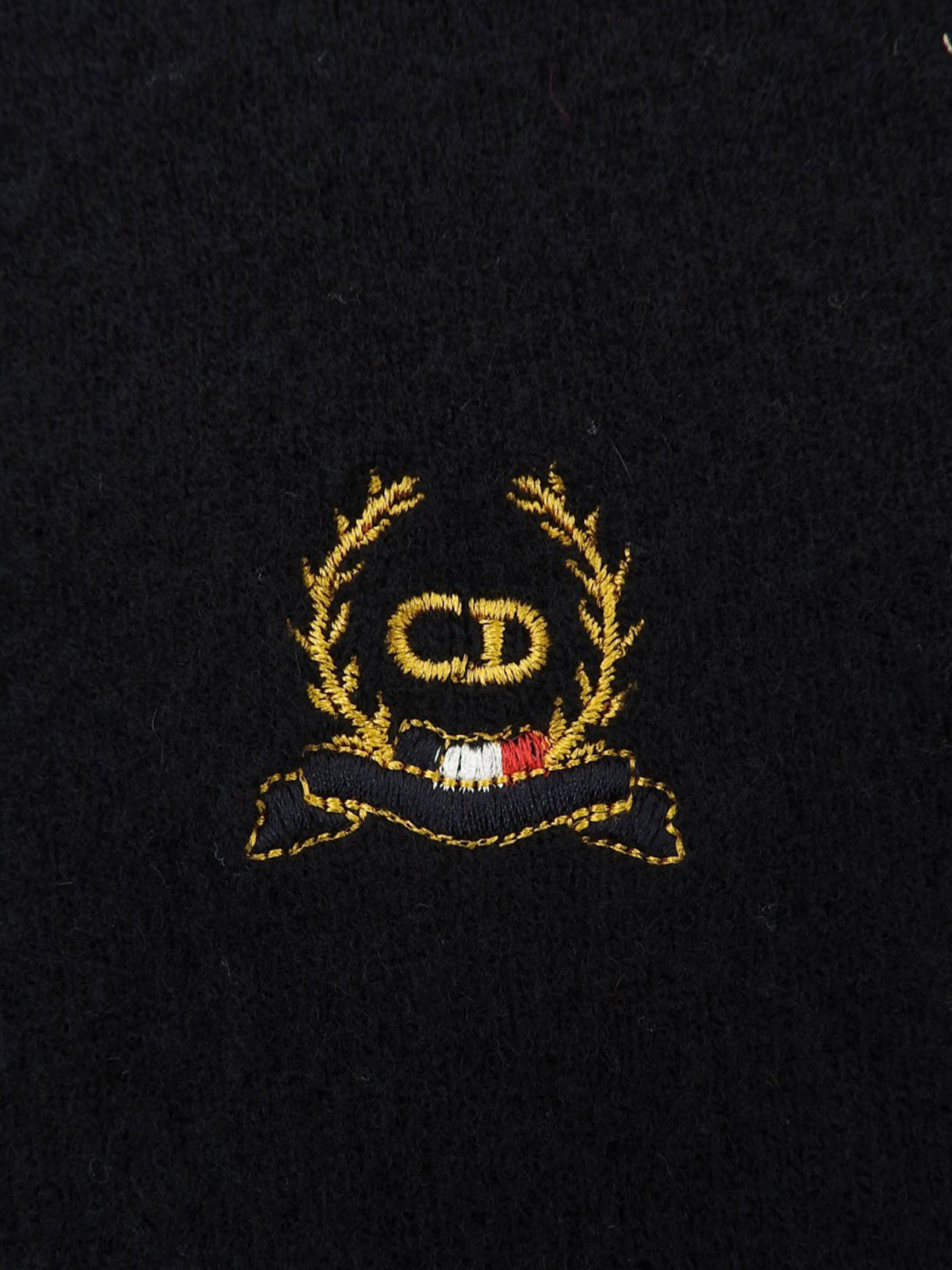 ロゴ刺繍タートルネックニットセーター ブラック