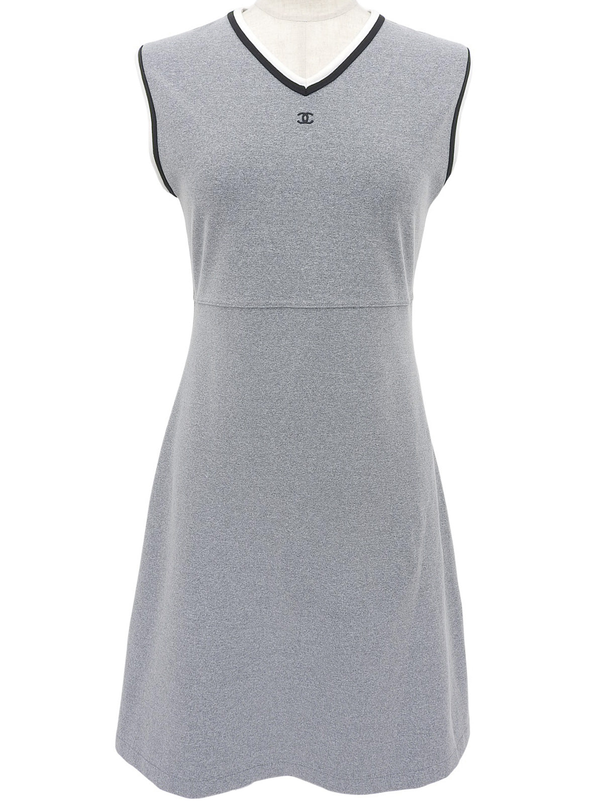 トリムデザインCCマーク刺繍ノースリーブワンピース グレー/マルチ
