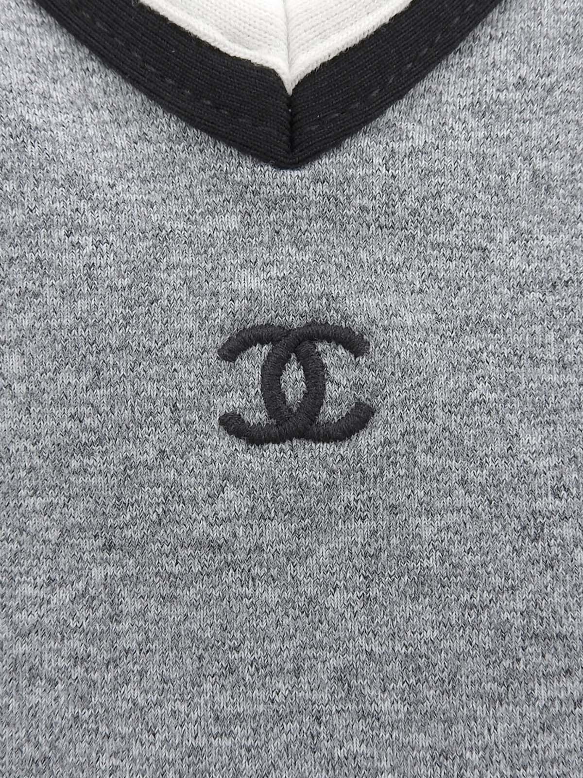 トリムデザインCCマーク刺繍ノースリーブワンピース グレー/マルチ