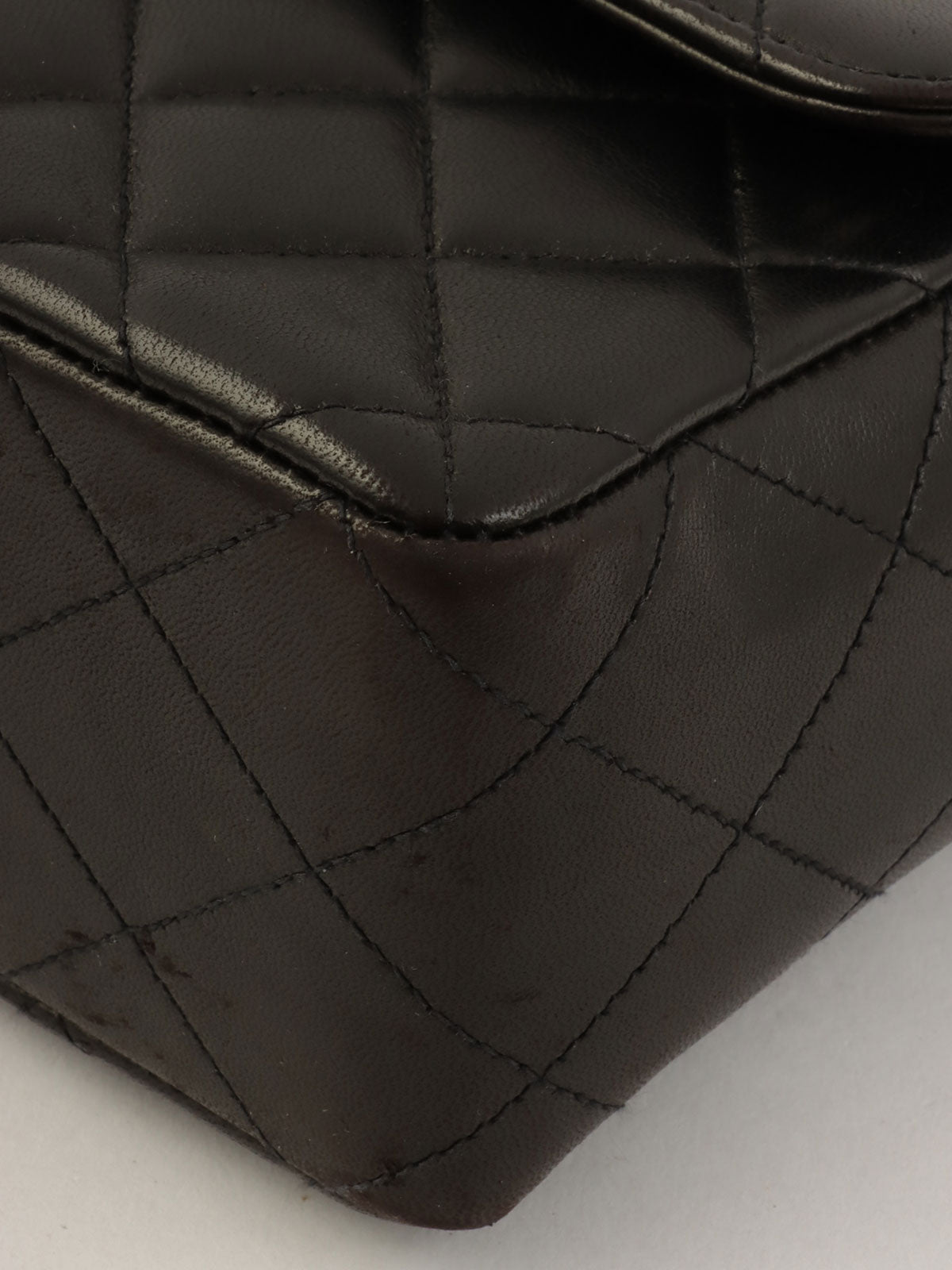 Circa 1995 CC Turnlock Plastic Chain Shoulder Bag in Black/Brown