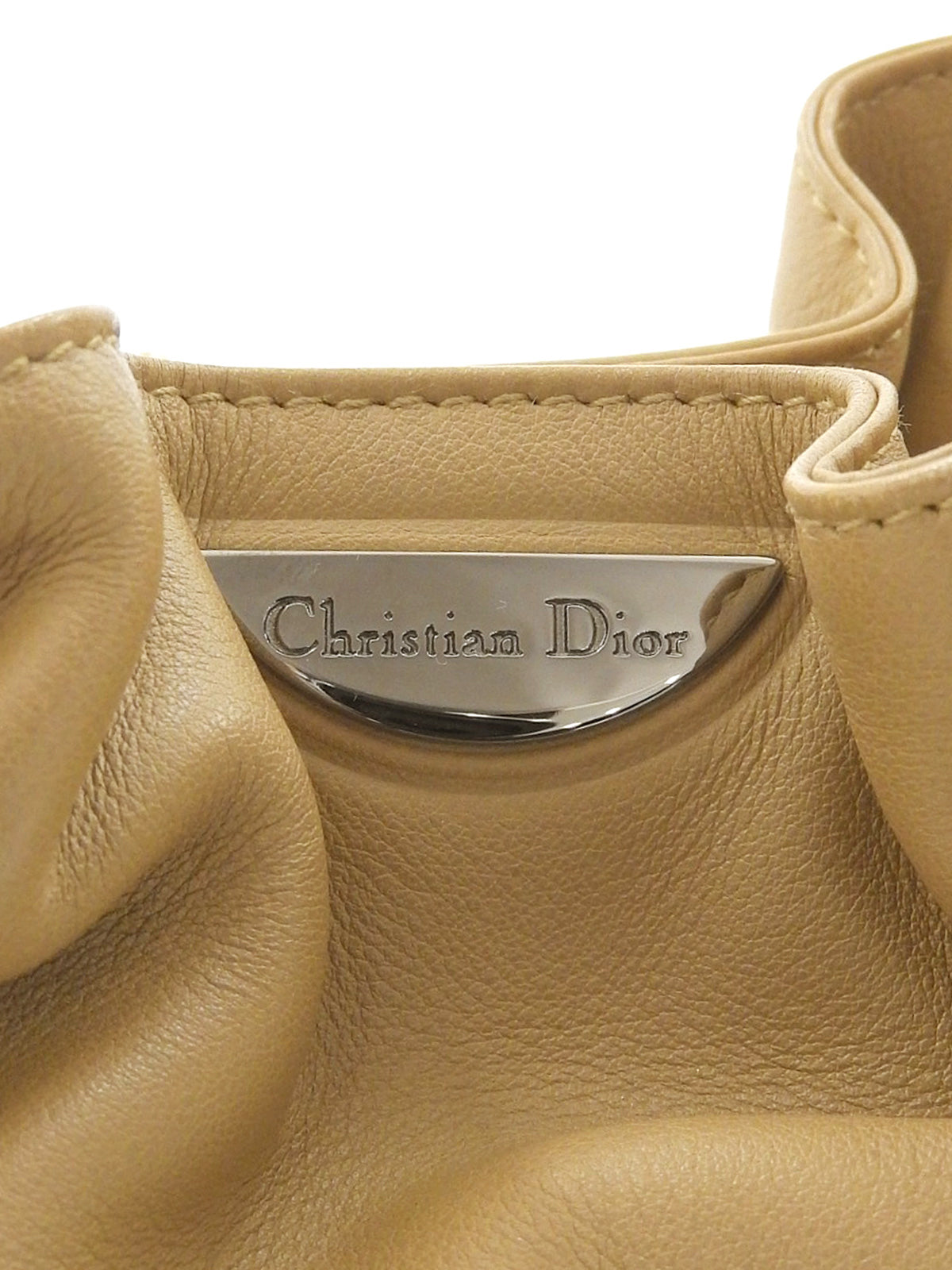 Maris Pearl Logo Plate 手提包 米色