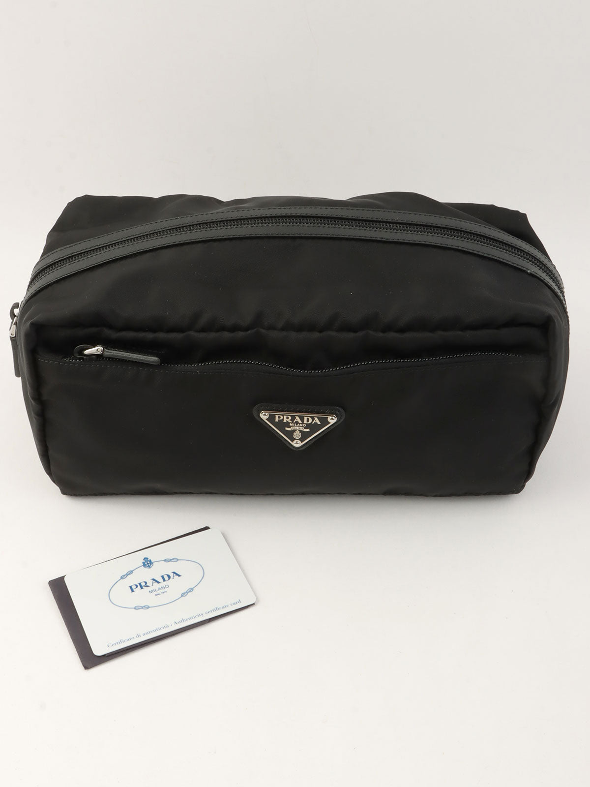 Nylon logo plate pouch, black