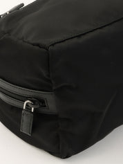 黑色尼龙logo铭牌袋