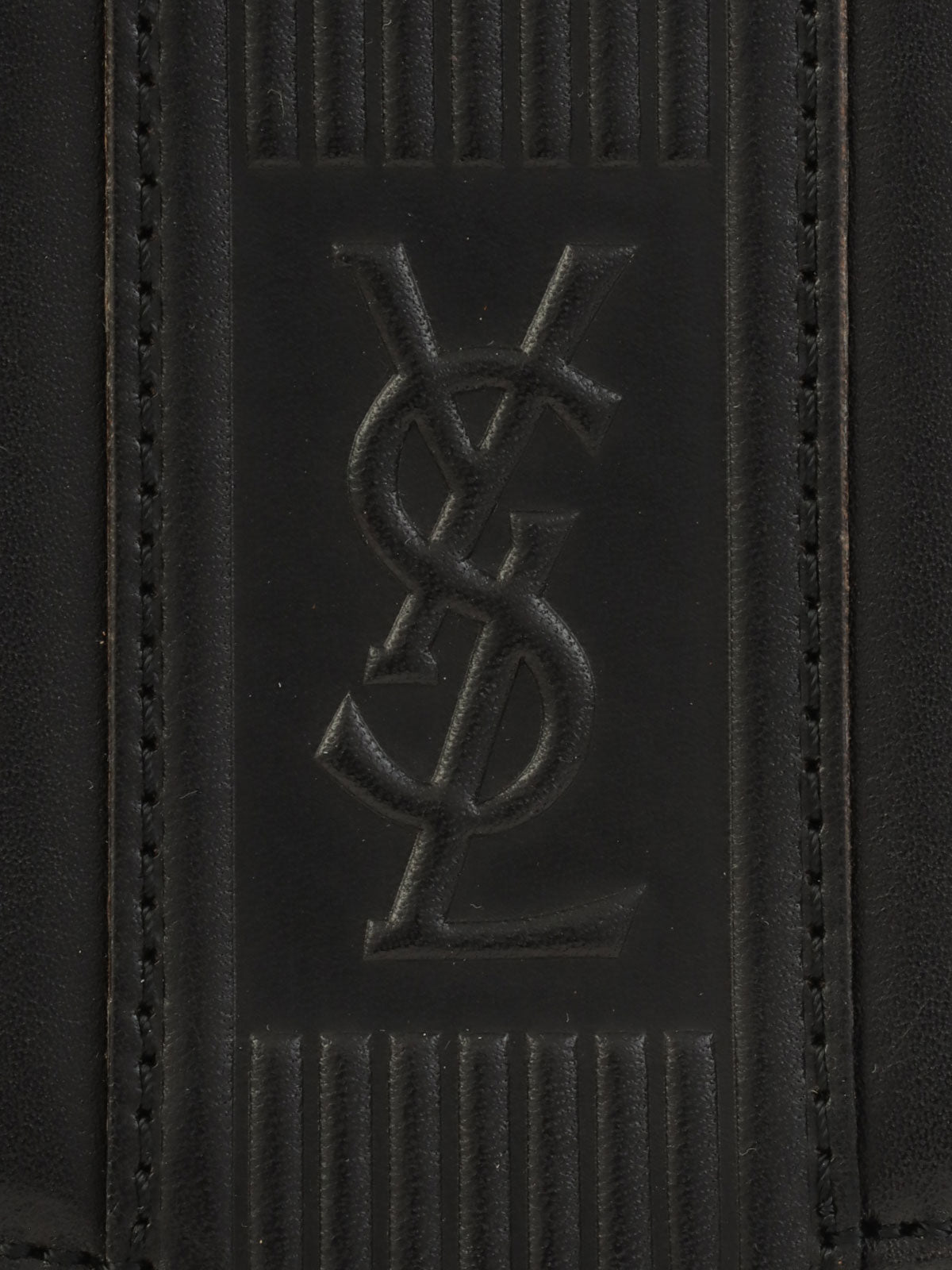 黑色压纹Logo单肩包