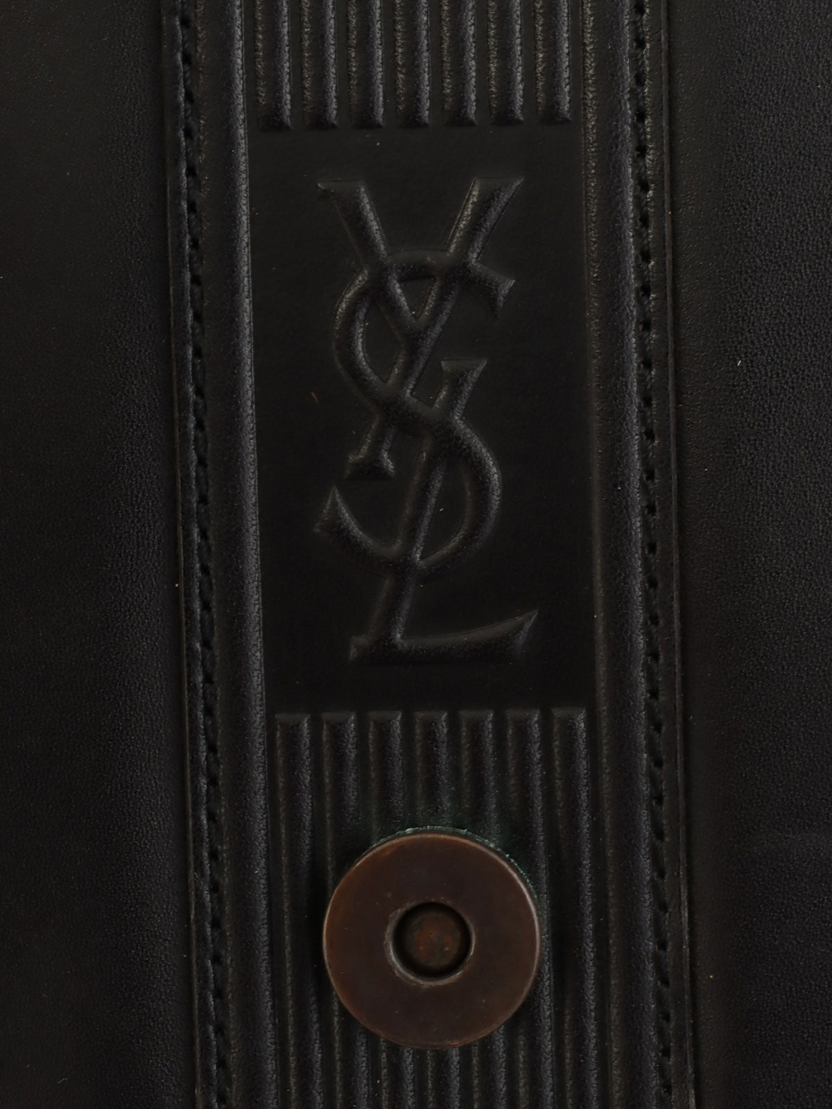 黑色压纹Logo单肩包