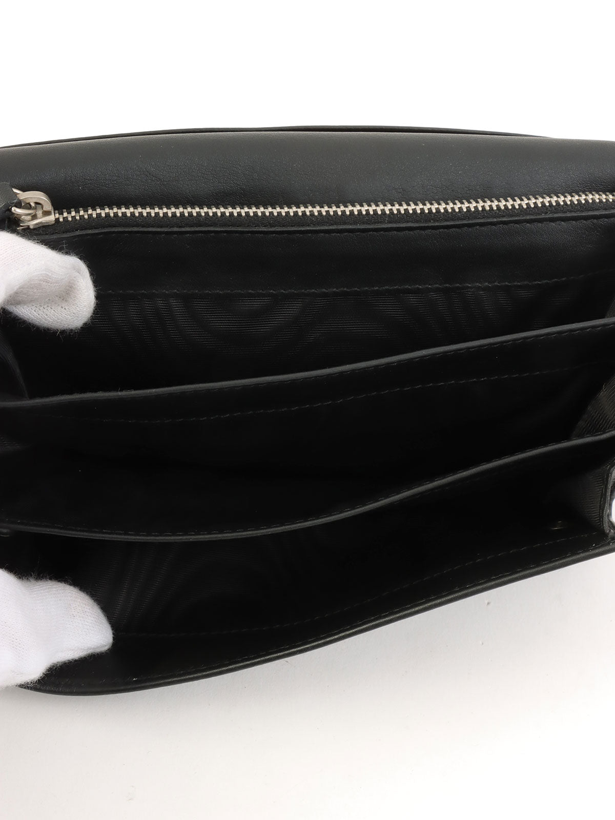 ロゴエンボスロングウォレット ブラック