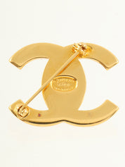 1996年製 ラインストーンCCターンロックブローチ ゴールド