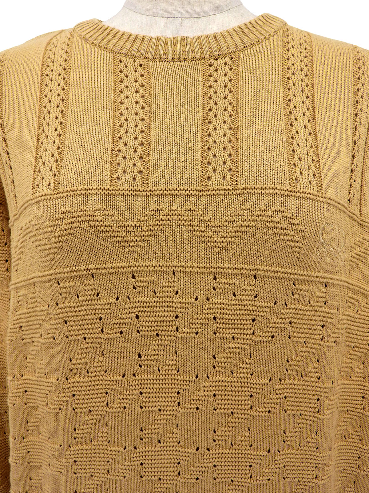 ロゴ刺繍長袖ニットセーター イエロー