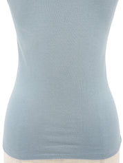 浅蓝色系带短袖T恤，带口袋设计