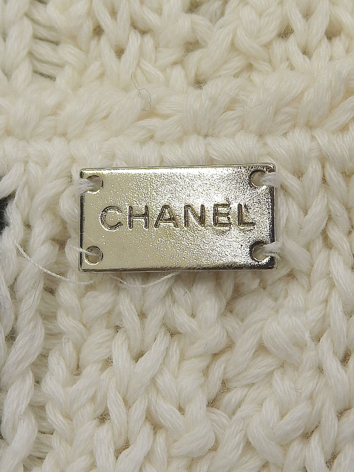 2006 Stripe Pattern Logo Plate Cardigan in White/Navy