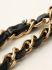 2010年頃製 キャビアスキンクラシックフラップチェーンバッグ25cm ブラック