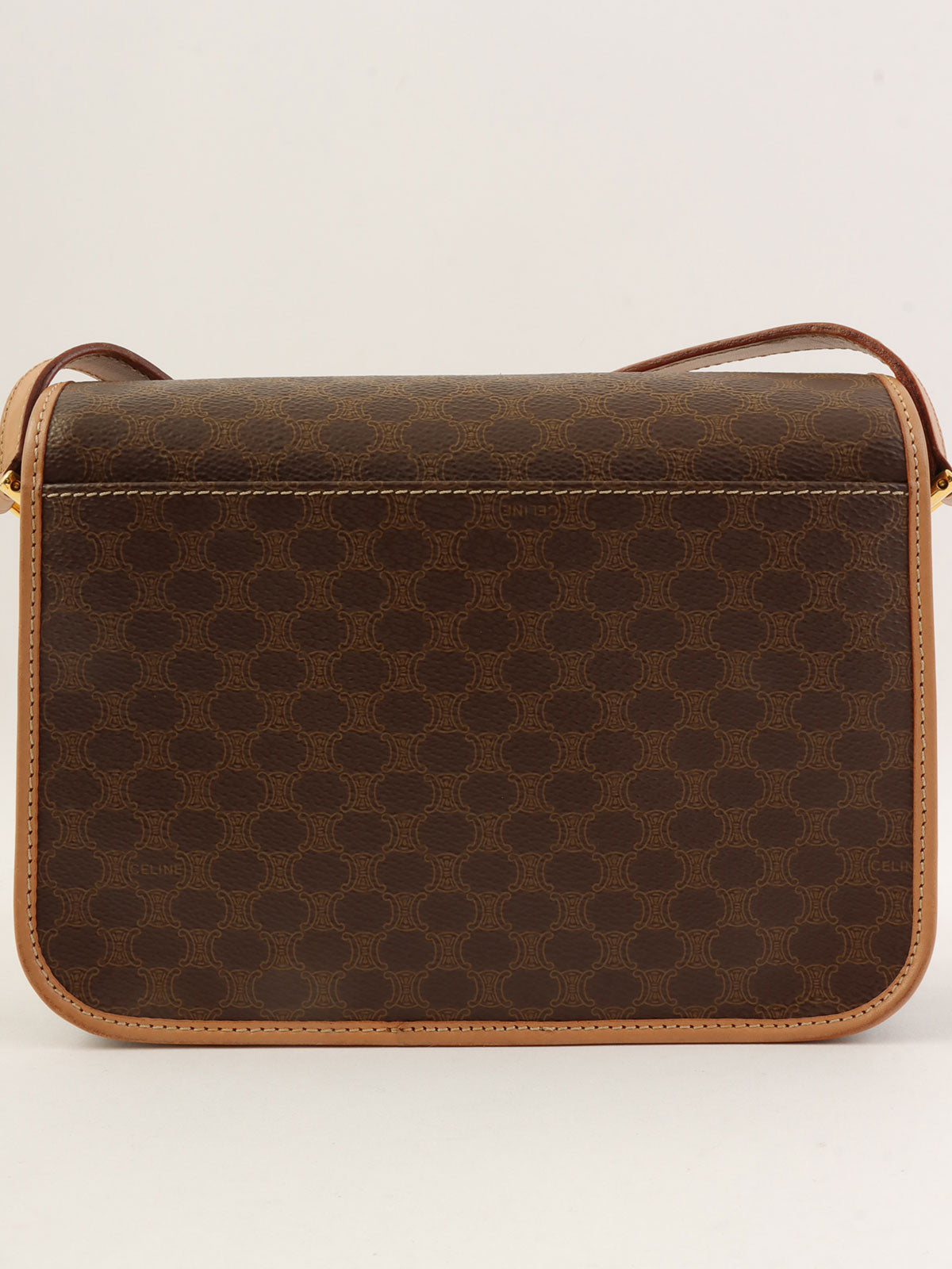 マカダムパターンロゴプレートショルダーバッグ ブラウン