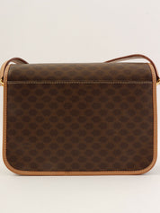 マカダムパターンロゴプレートショルダーバッグ ブラウン