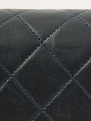 1990年頃製 クラシックフラップチェーンバッグ23cm ネイビー