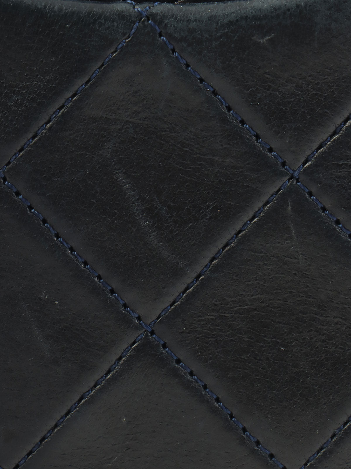 1990年頃製 クラシックフラップチェーンバッグ23cm ネイビー