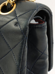 1990年頃製 クラシックフラップチェーンバッグ23cm ネイビー