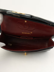 1990年頃製 クラシックフラップチェーンバッグ23cm ネイビー