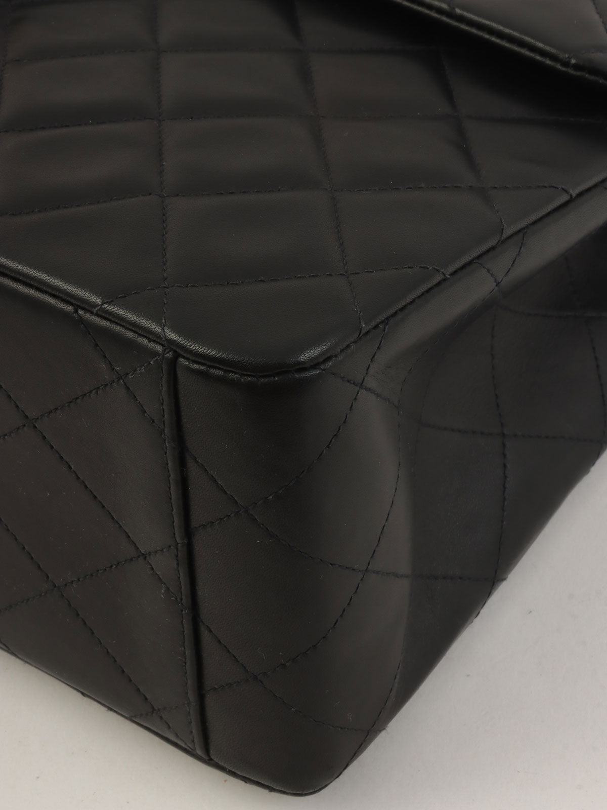 1992 Classic Flap Maxi Black