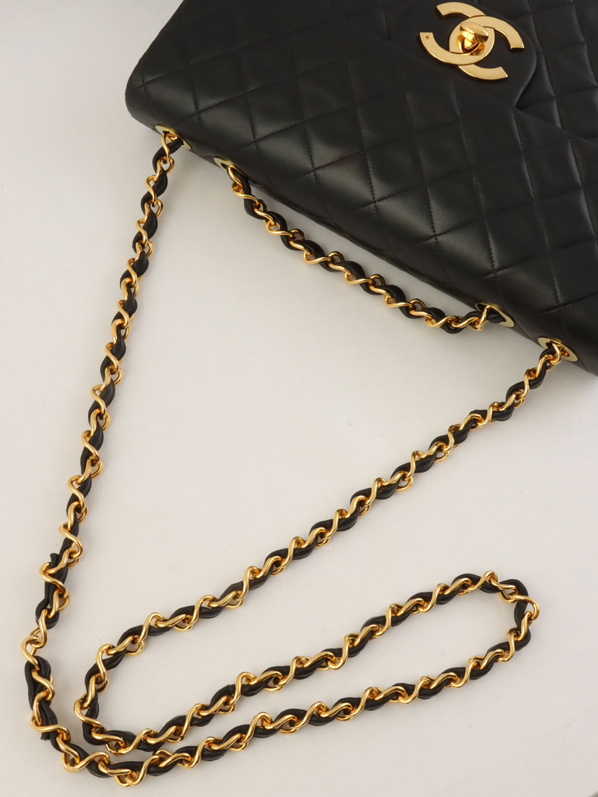 1992 Classic Flap Maxi Black