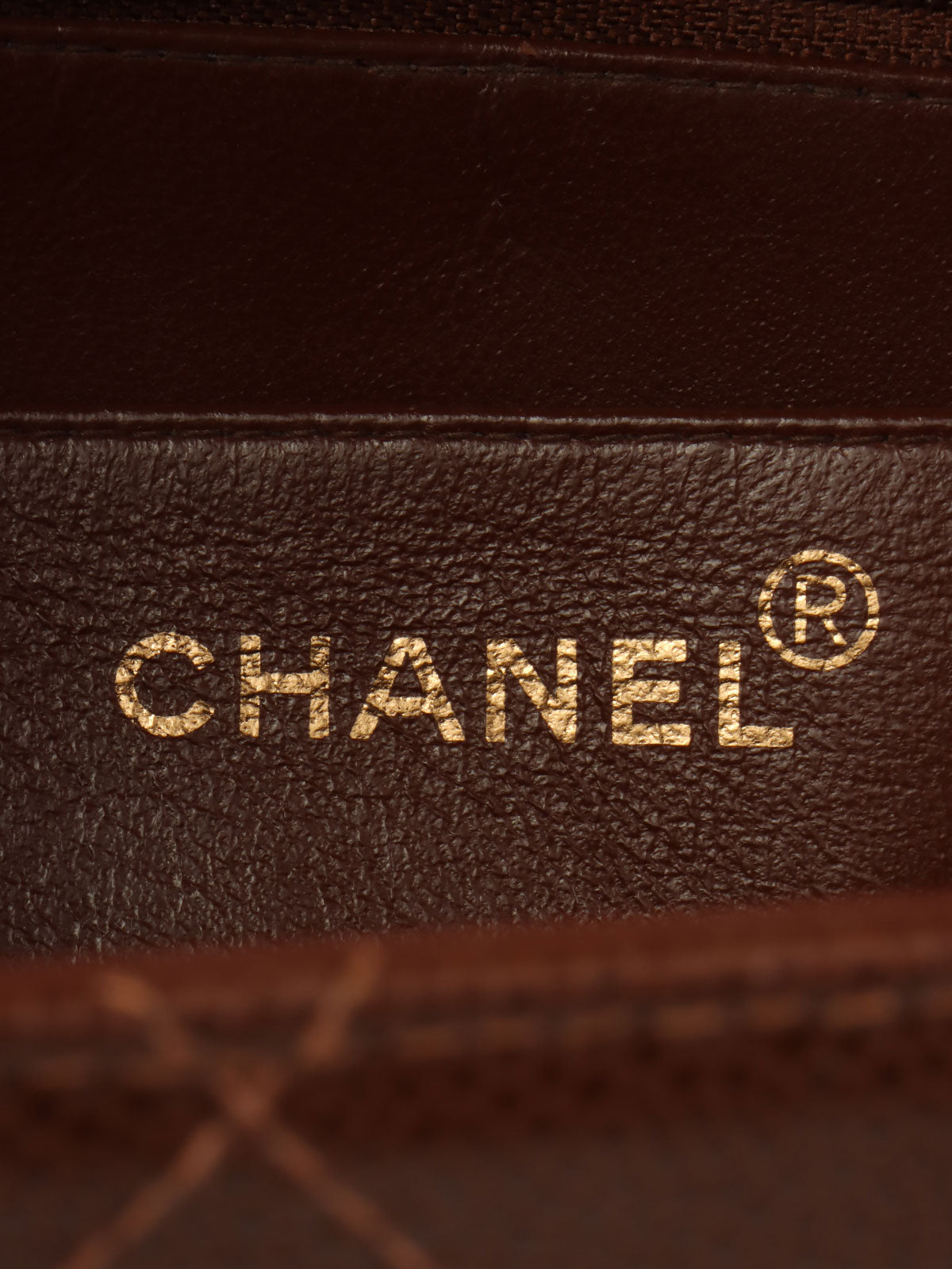 1998年鱼子酱皮CC旋扣链条单肩包，棕色