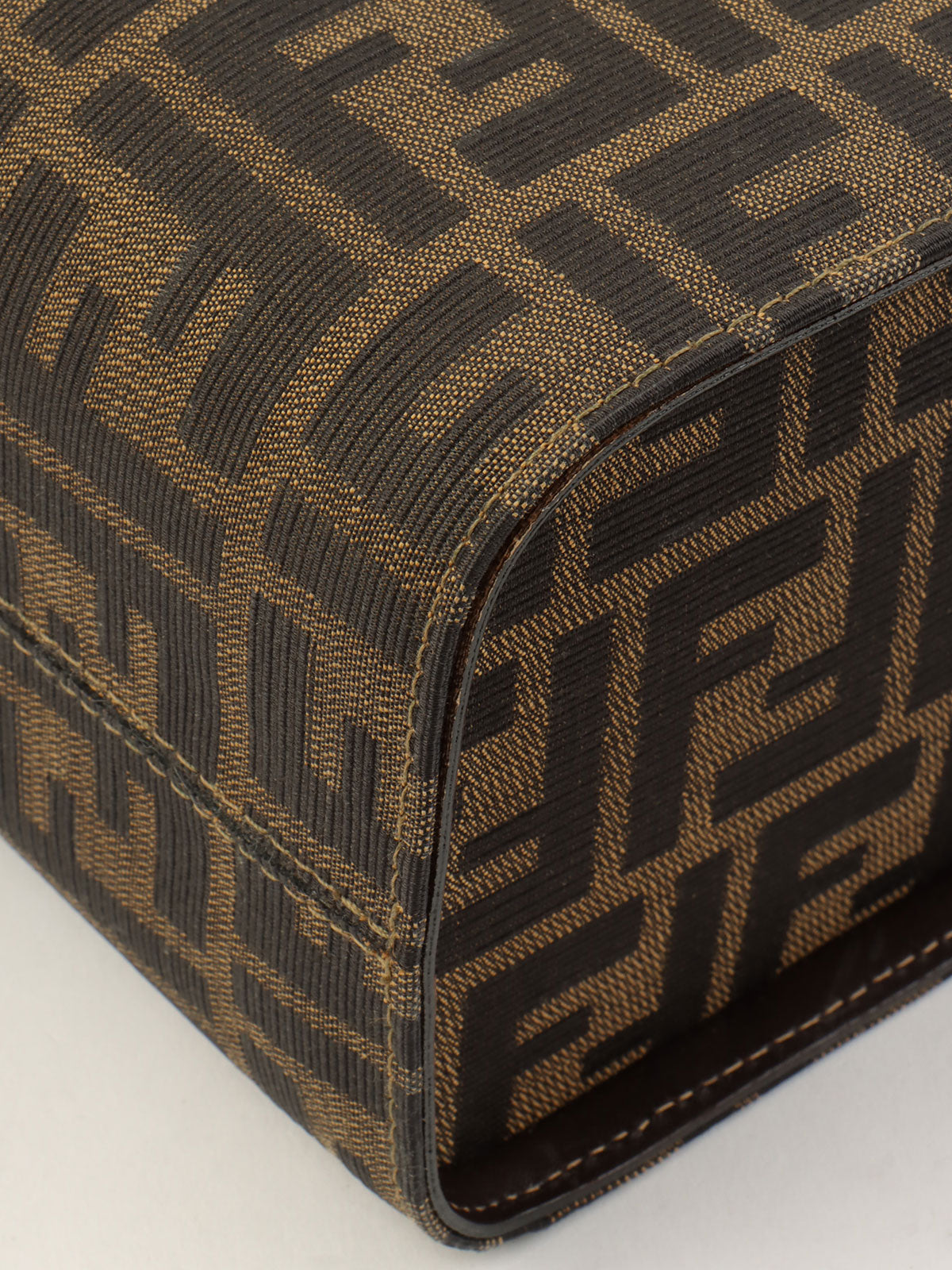 FF Zucca Pattern 2-Way Vanity Bag, Brown