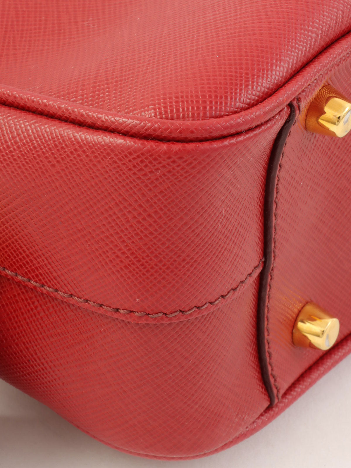 サフィアーノロゴプレートハンドバッグ レッド