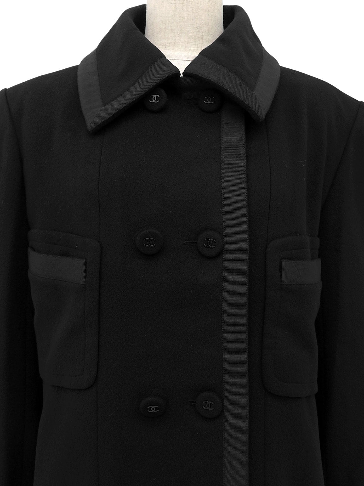 Cashmere CC Mark Button Coat in Black
