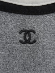 Trim Design CC Mark Stitch Short Sleeve Top in Gray