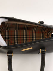 ロゴプレートハンドバッグ ブラック