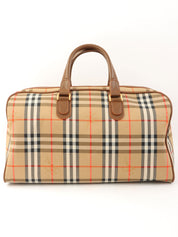 ノバチェックパターンロゴエンボスボストンバッグ　ブラウン/マルチ