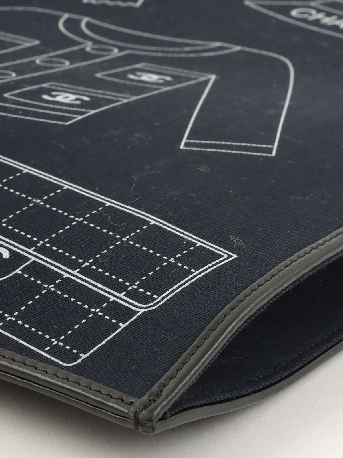 2001 Canvas Icon Pattern Chain Tote Bag, Navy