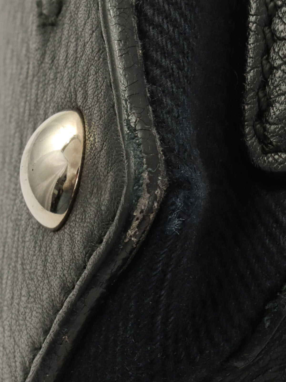 Muse Two Black