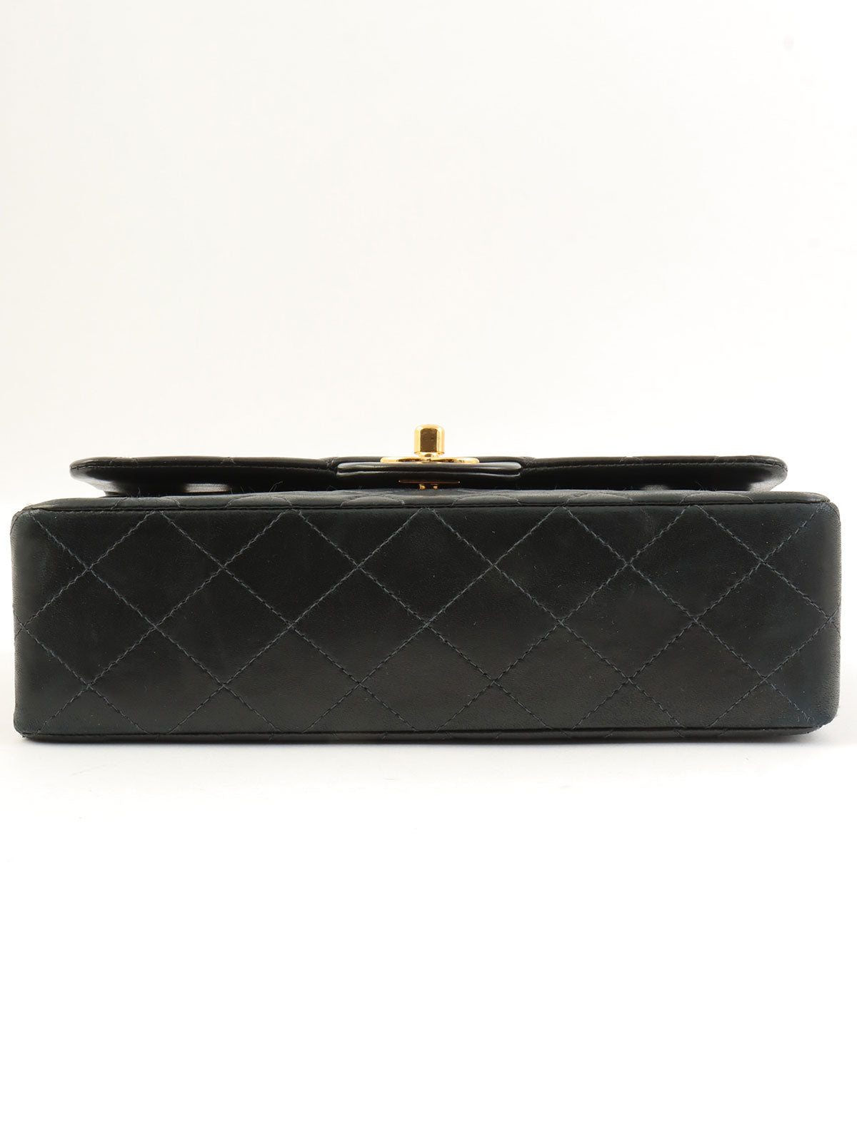 2000 Classic Flap Chain Bag 23cm Black