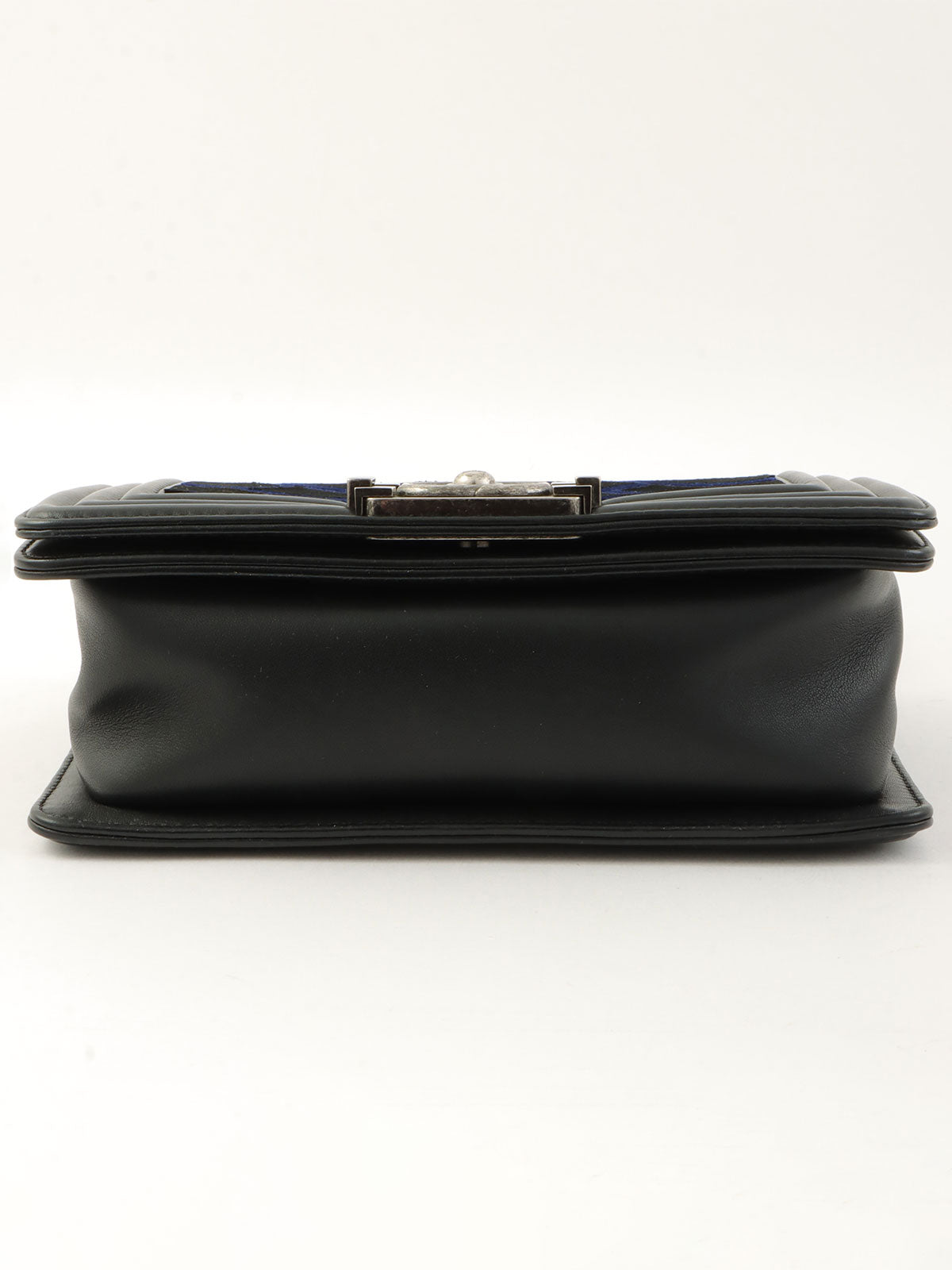 2016年頃製 ベルベットボーイシャネルチェーンショルダーバッグミニ ブラック/ネイビー