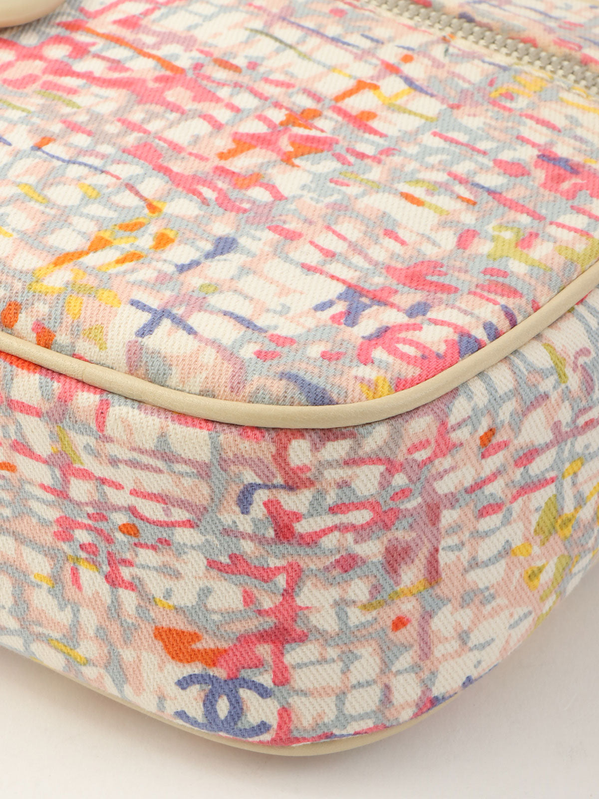 2004年頃製 クローバーチャームショルダーバッグ ベージュ/マルチ