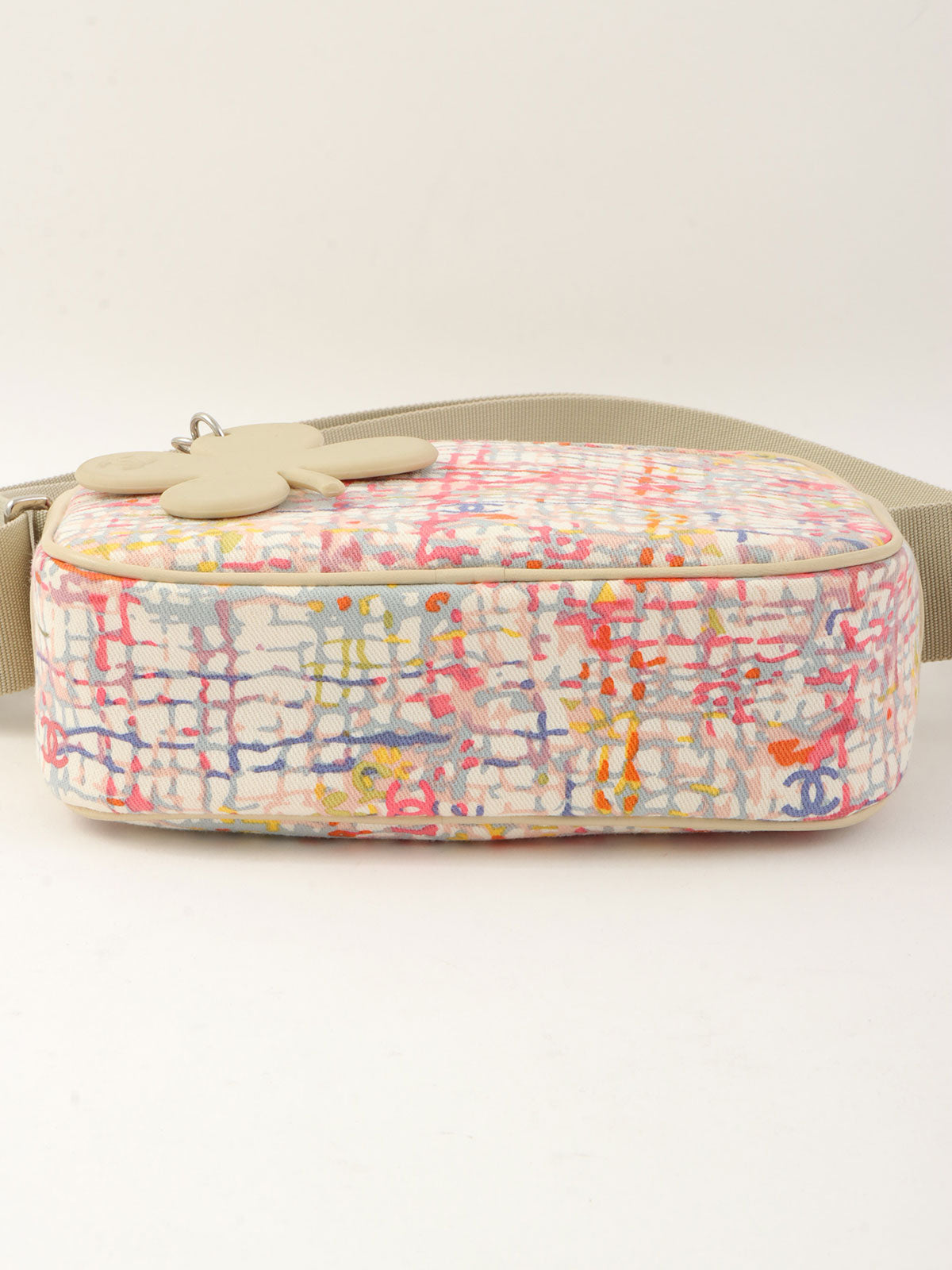 2004年頃製 クローバーチャームショルダーバッグ ベージュ/マルチ