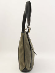 スエードアナグラムエンボスショルダーバッグ カーキ