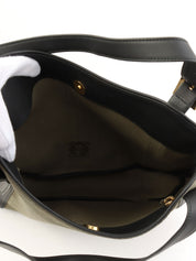 スエードアナグラムエンボスショルダーバッグ カーキ