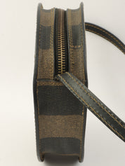 黑山核桃圆形单肩包